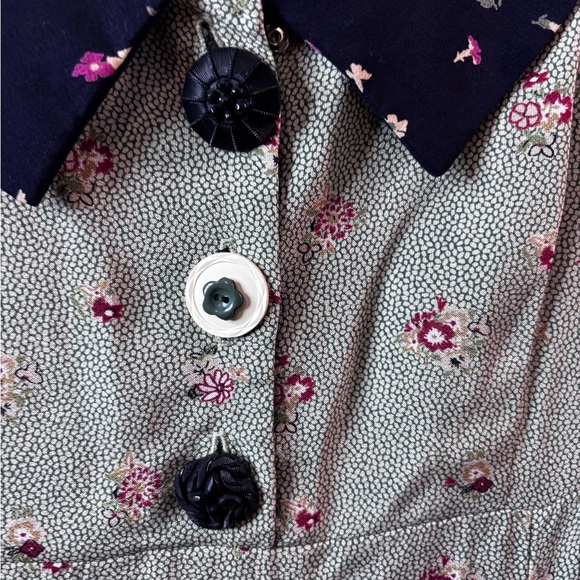 Flattered Green and Dark Blue Floral Midi Dress - Picture 7 of 11